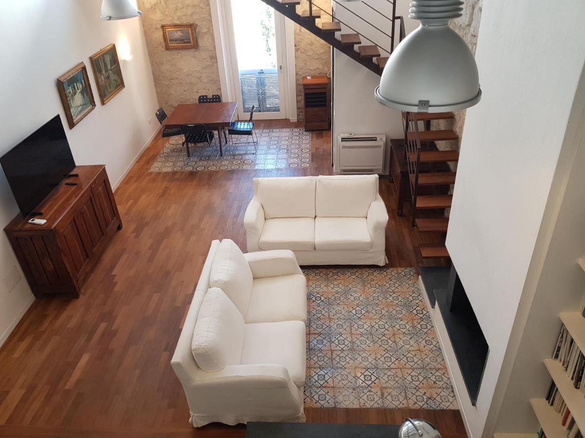 Casa Di Mario Appartamento In Centro Storico Con Due Camere Da Letto E Terrazze Cagliari Bagian luar foto